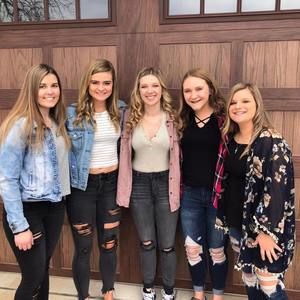 Meet your Posher, Kelly